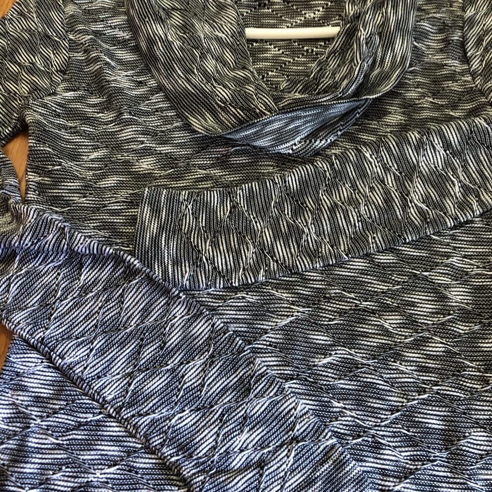 Blouse - Picture 3 of 4